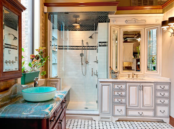 Fieldstone Cabinets Hollywood Hotel Bathroom